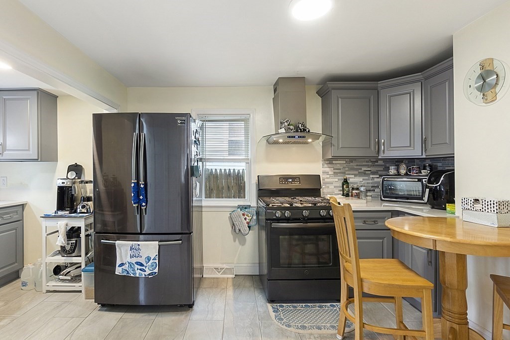 90 Bay State Road Methuen, MA 01844 - Photo 5 of 26 Gallery Image 5