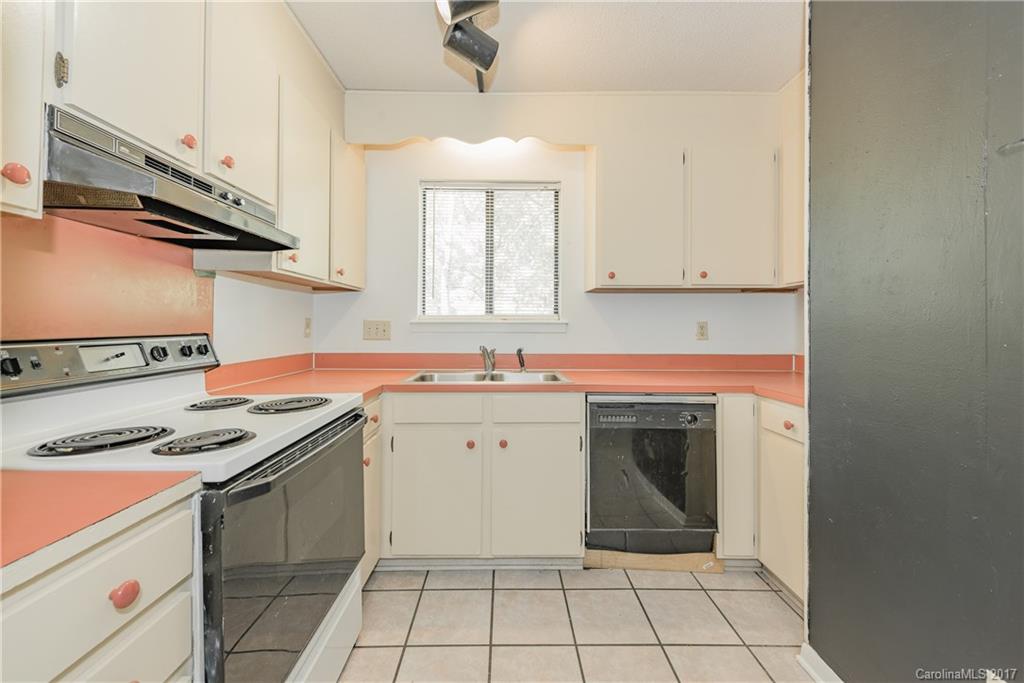 6413 Piney Path Road Charlotte, NC 28212 - Photo 12 of 24