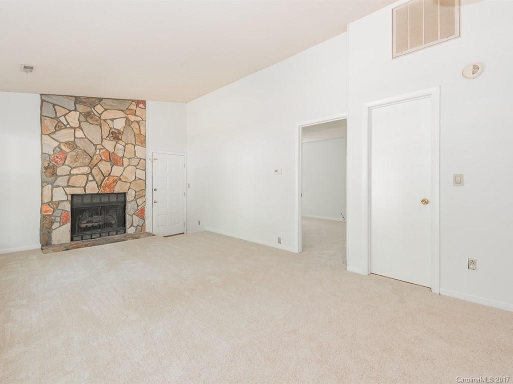 6413 Piney Path Road Charlotte, NC 28212 - Photo 6 of 24