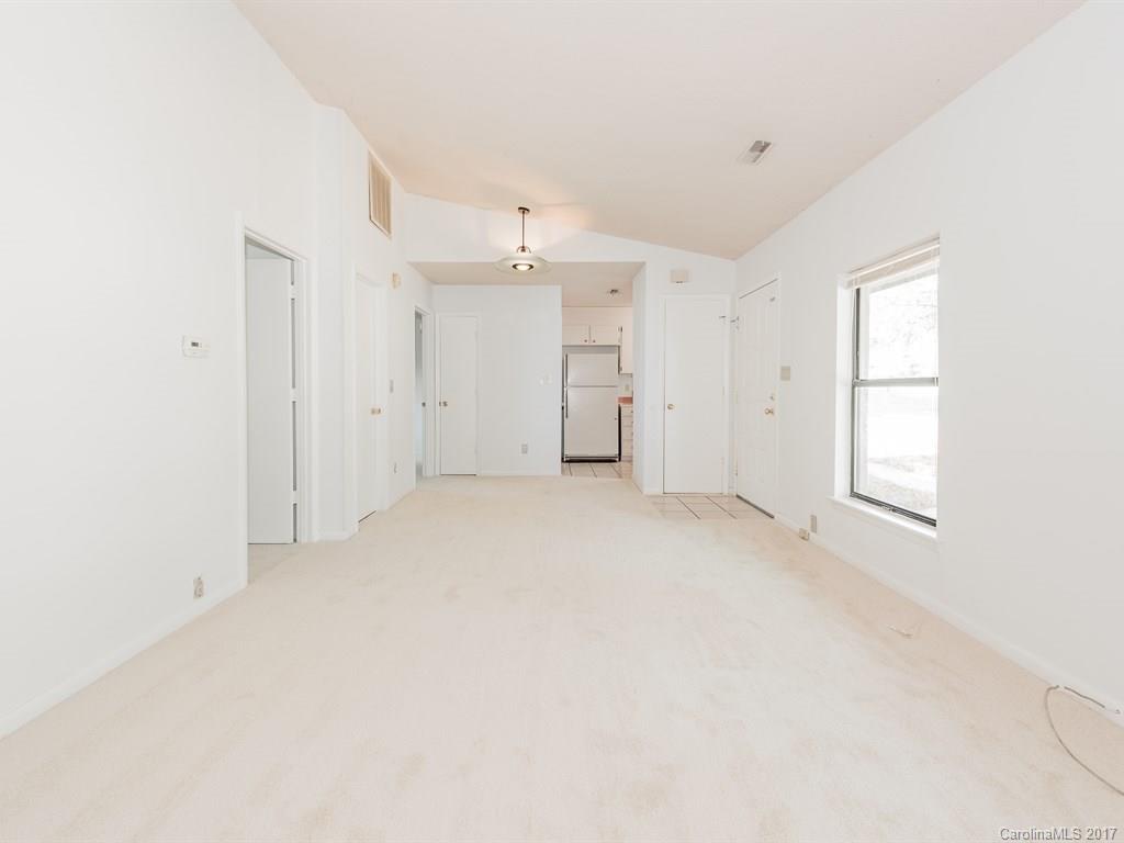 6413 Piney Path Road Charlotte, NC 28212 - Photo 9 of 24
