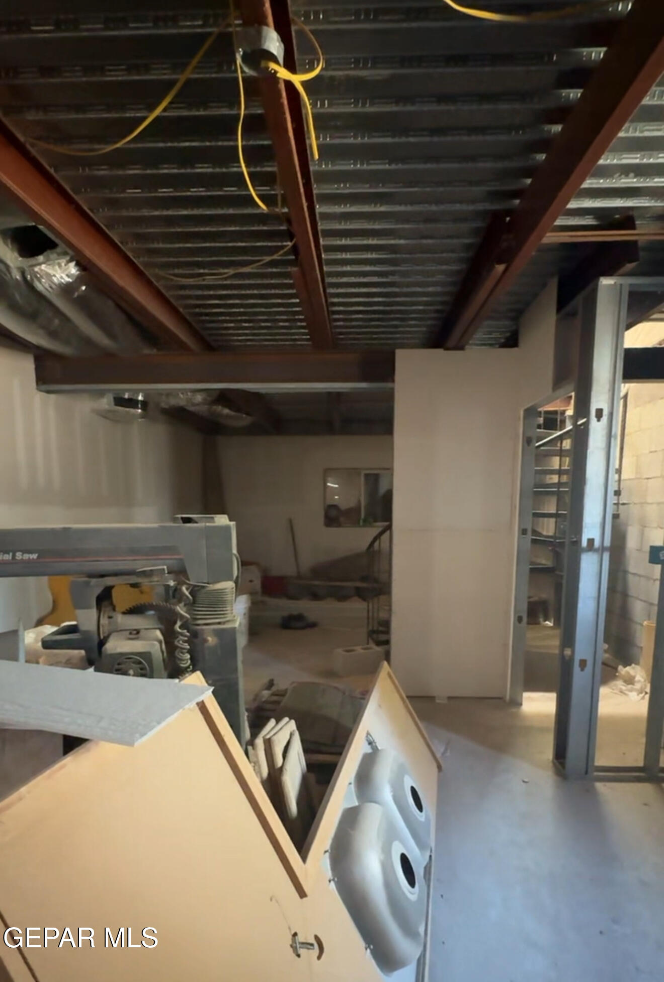 773 Avo Street Fabens, TX 79838 - Photo 5 of 5 a utility room with dryer and washer