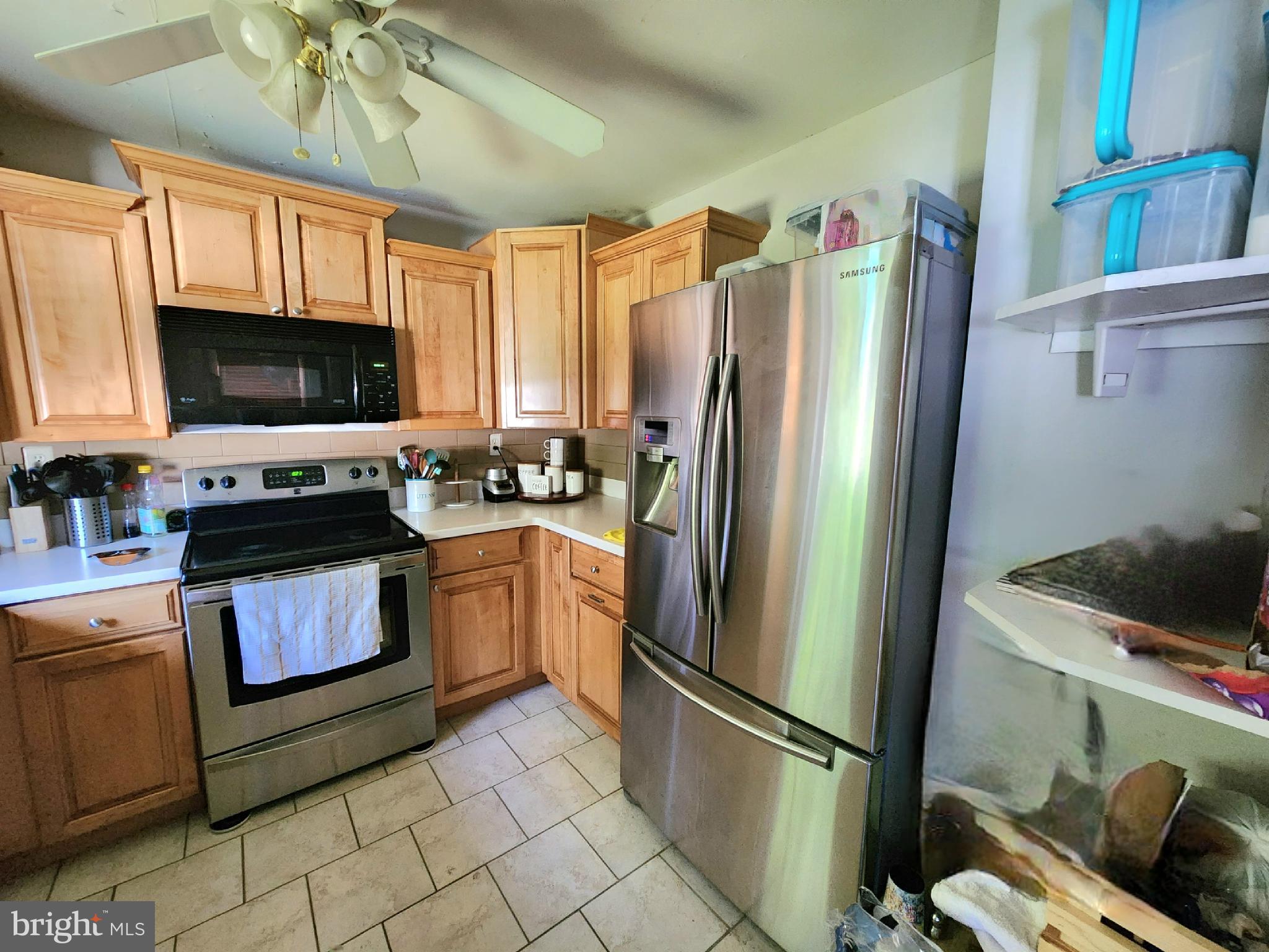 250 Carroll Road Pasadena, MD 21122 - Photo 3 of 16 Gallery Image 3