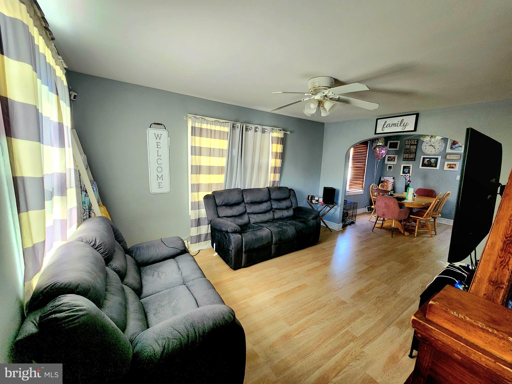250 Carroll Road Pasadena, MD 21122 - Photo 7 of 16 living room