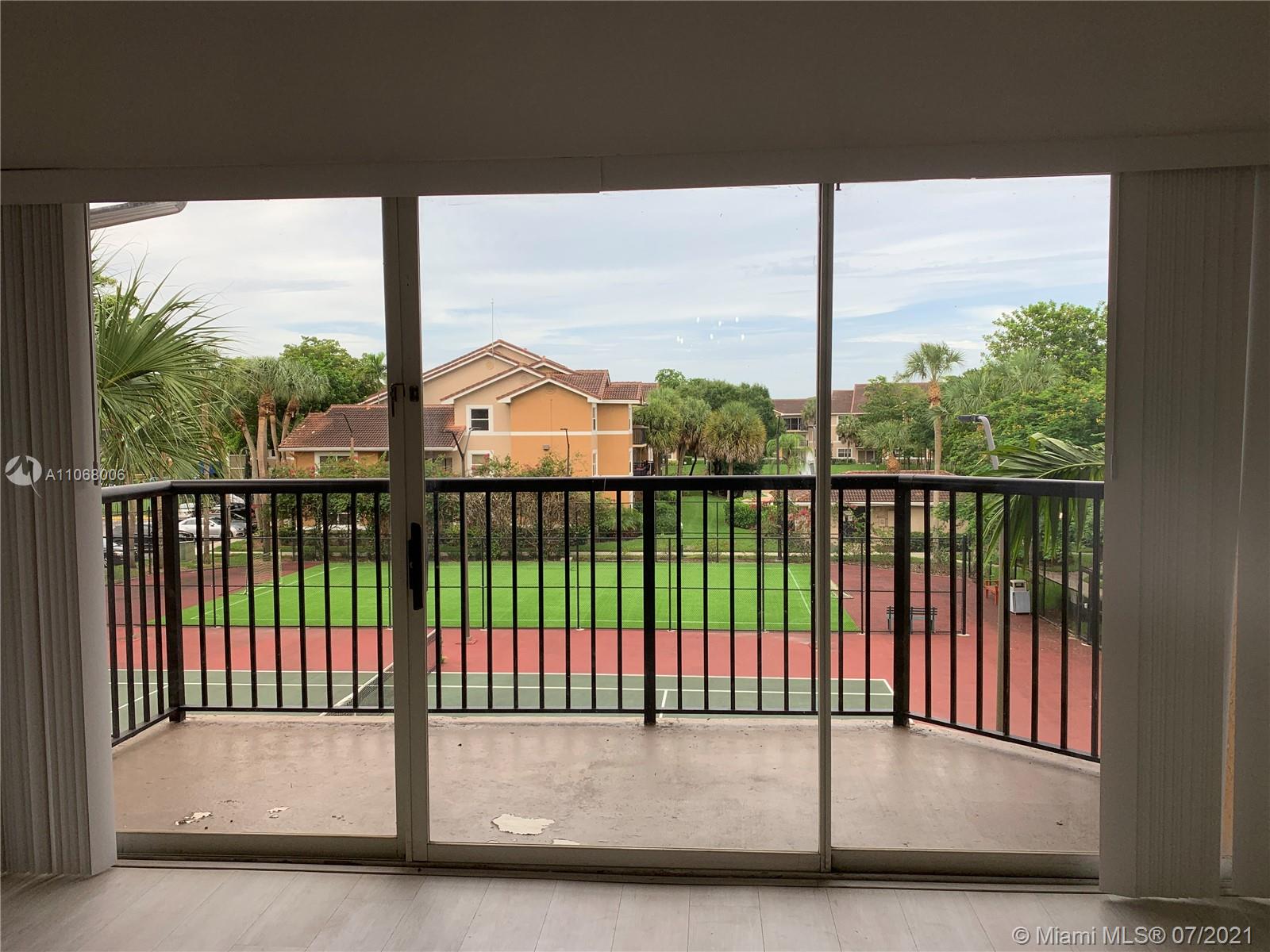 8801 Wiles Road Coral Springs, FL 33067 - Photo 14 of 34