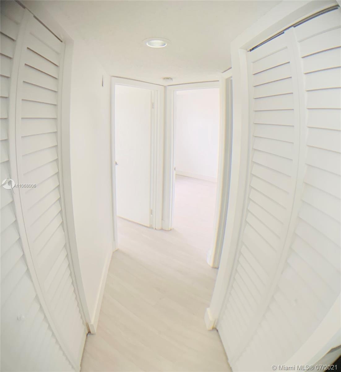 8801 Wiles Road Coral Springs, FL 33067 - Photo 17 of 34