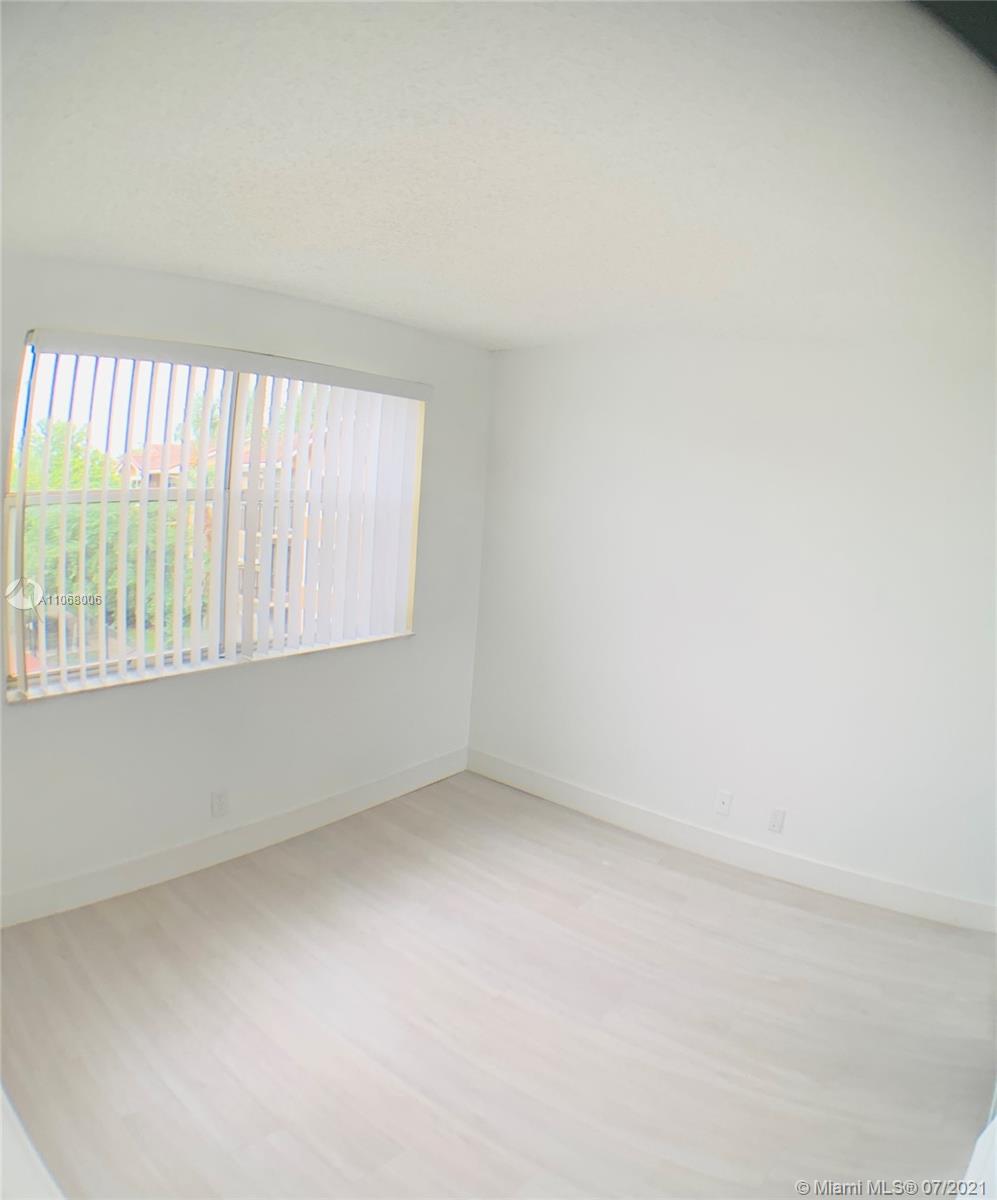 8801 Wiles Road Coral Springs, FL 33067 - Photo 21 of 34