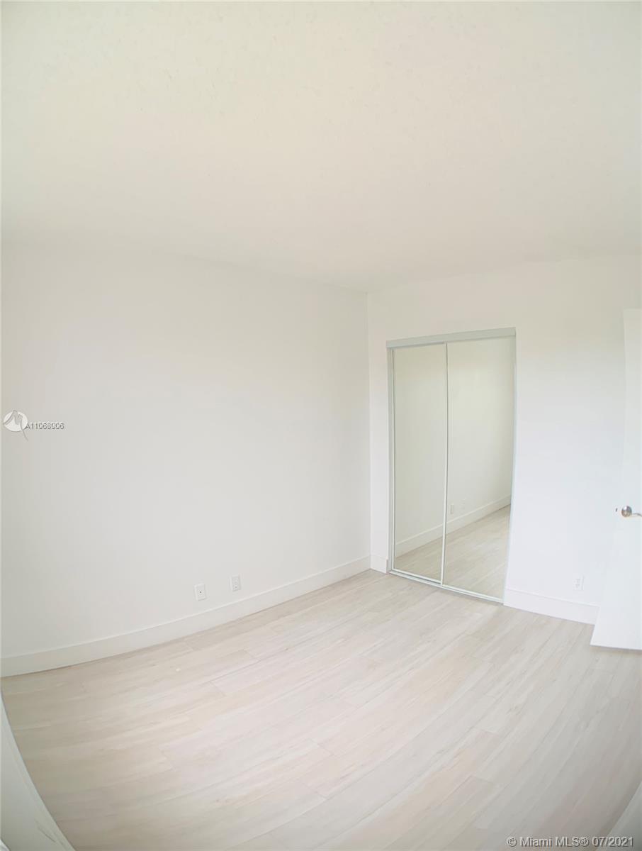 8801 Wiles Road Coral Springs, FL 33067 - Photo 22 of 34