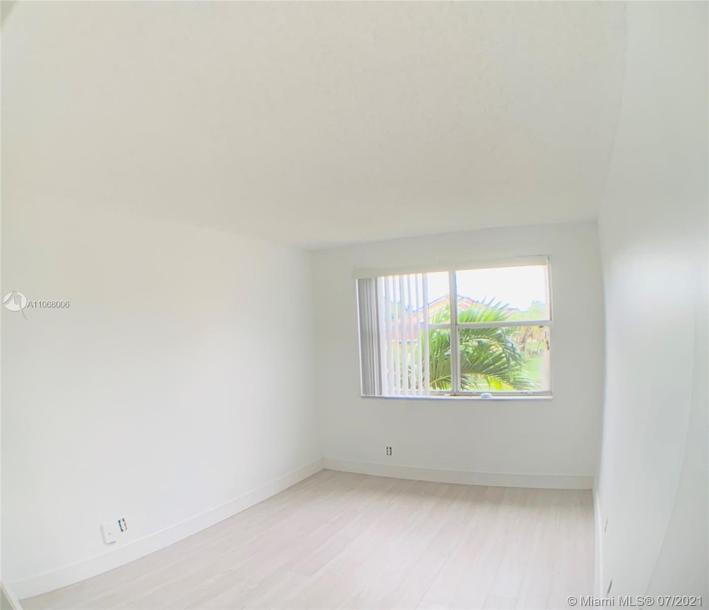 8801 Wiles Road Coral Springs, FL 33067 - Photo 23 of 34