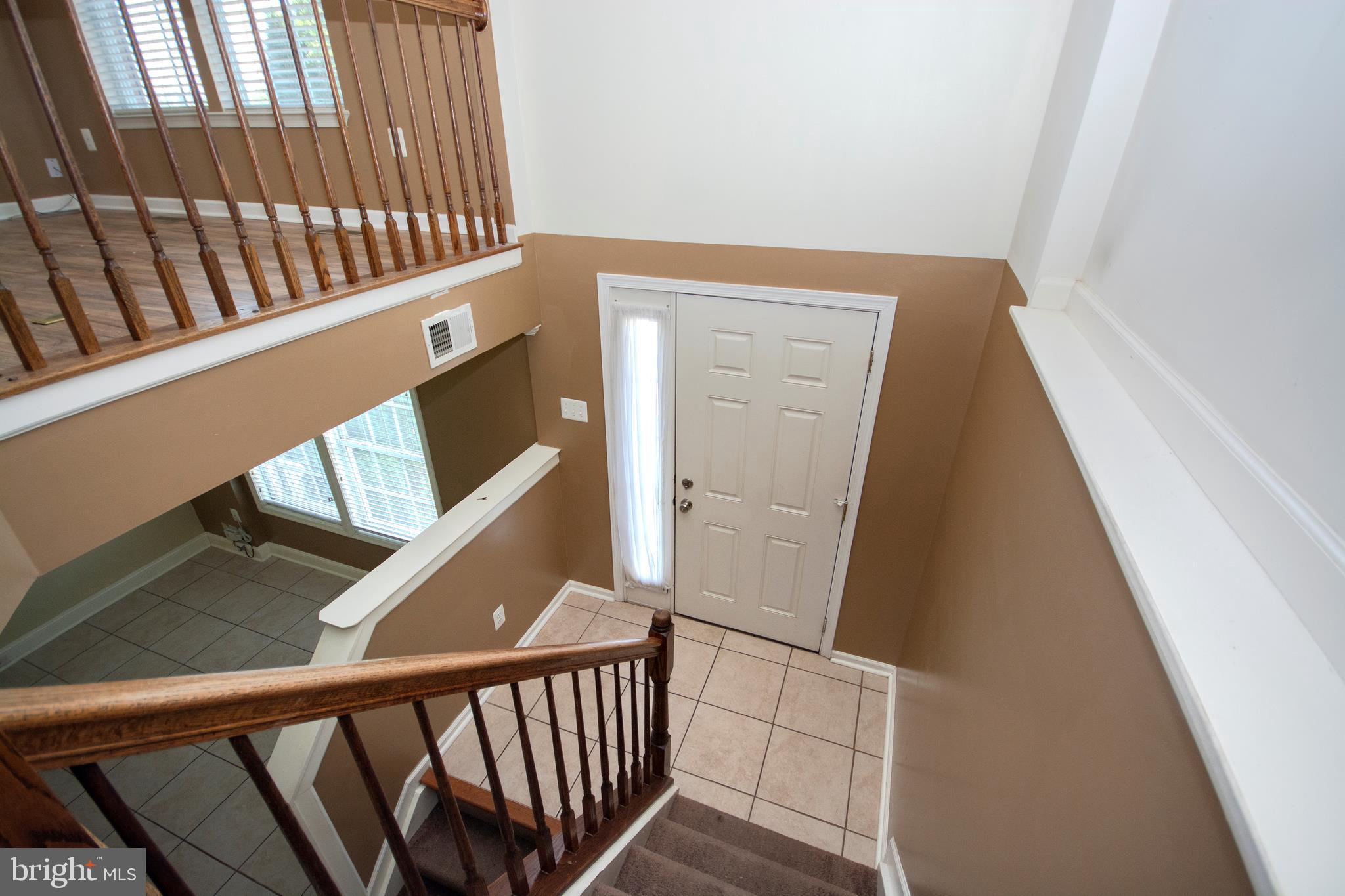880 Lowe Road Baltimore, MD 21220 - Photo 2 of 34