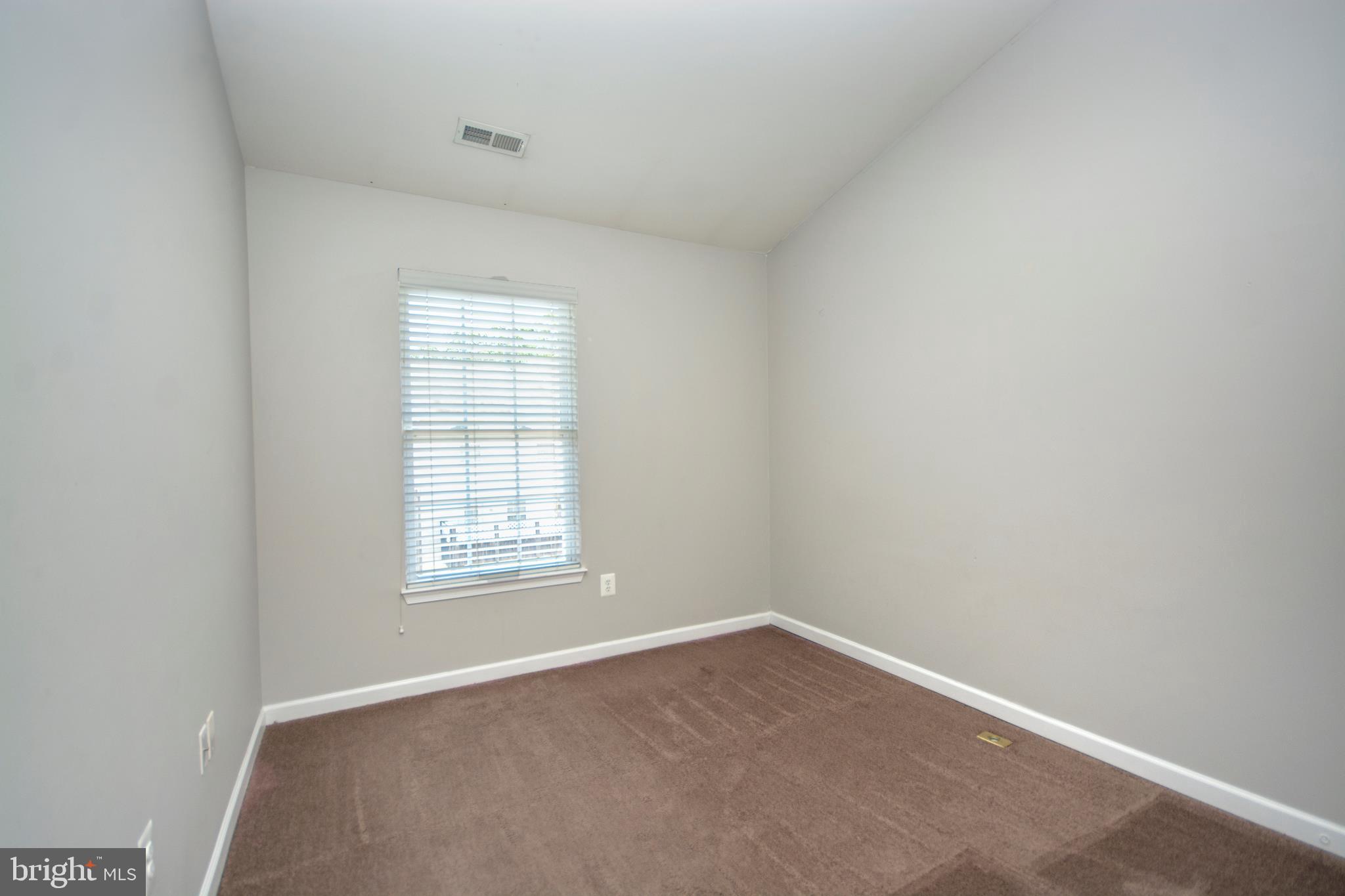 880 Lowe Road Baltimore, MD 21220 - Photo 19 of 34