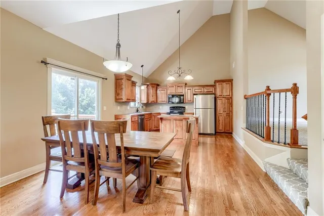 $399,000 | 20918 Larkspur Drive, Peculiar, MO 64078