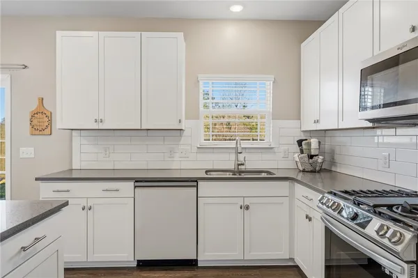 $369,900 | 171 Caledonia Drive, Easley, SC 29642