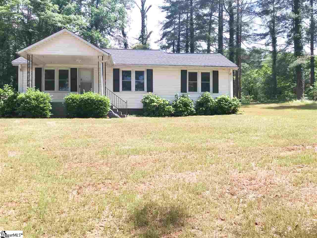 1150 Inman Road Wellford, SC 29385 - Photo 1 of 11 Gallery Image 1