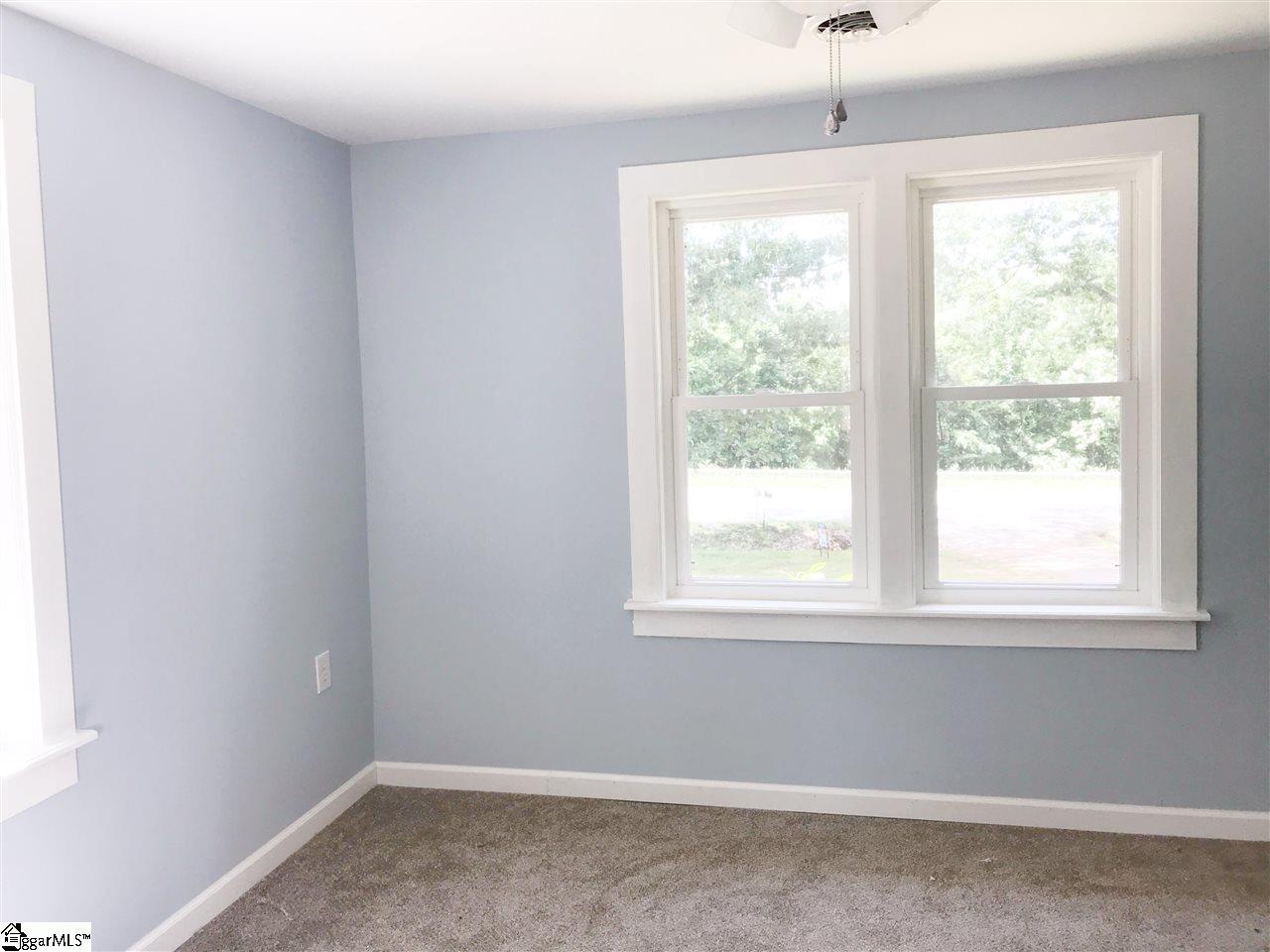 1150 Inman Road Wellford, SC 29385 - Photo 5 of 11 Gallery Image 5