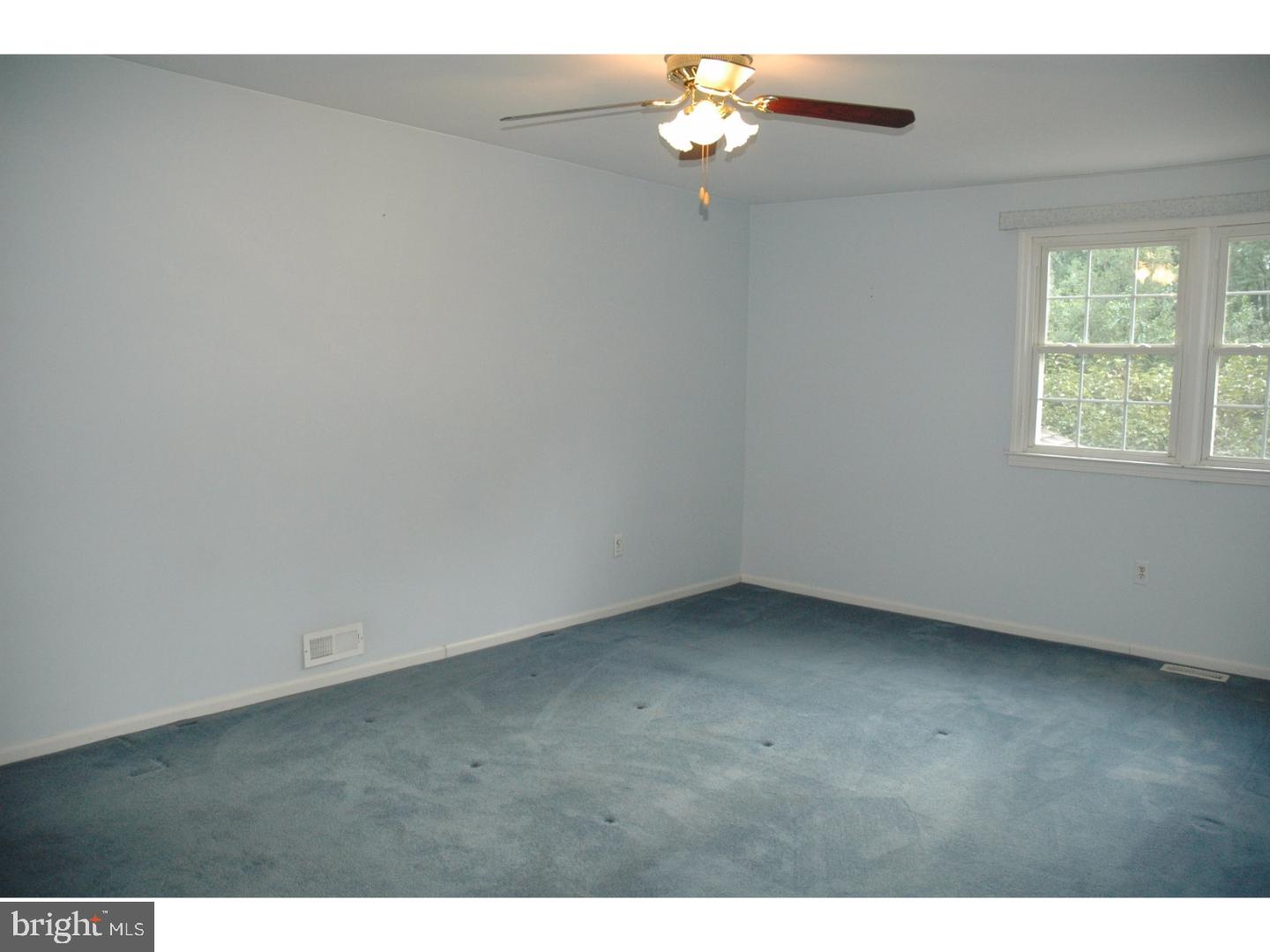 1611 Rivers Edge Drive Delanco, NJ 08075 - Photo 9 of 22 Master Bedroom