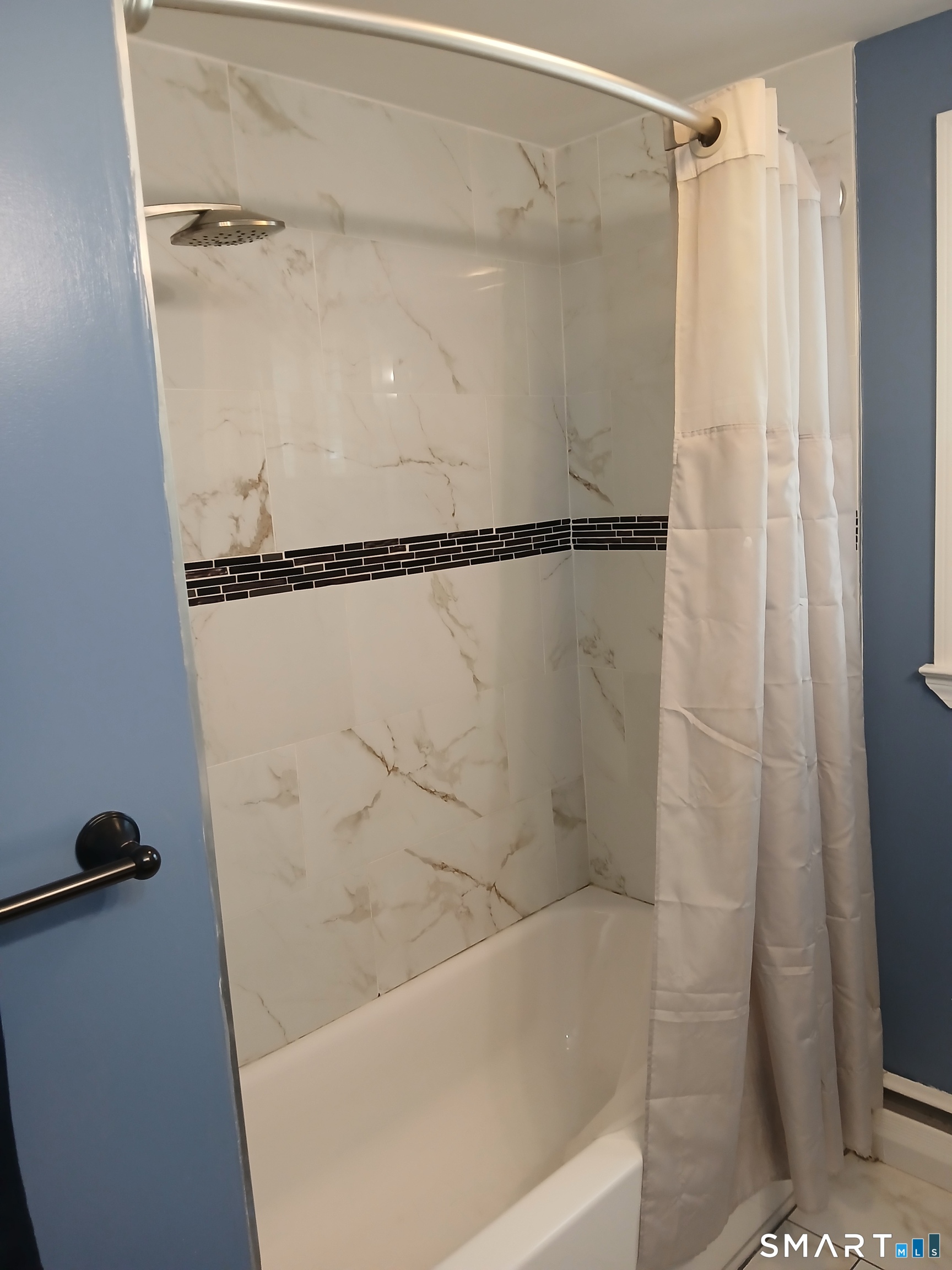 346 Lewis Road New Britain, CT 06053 - Photo 7 of 15 First Floor Bath....Shower View.