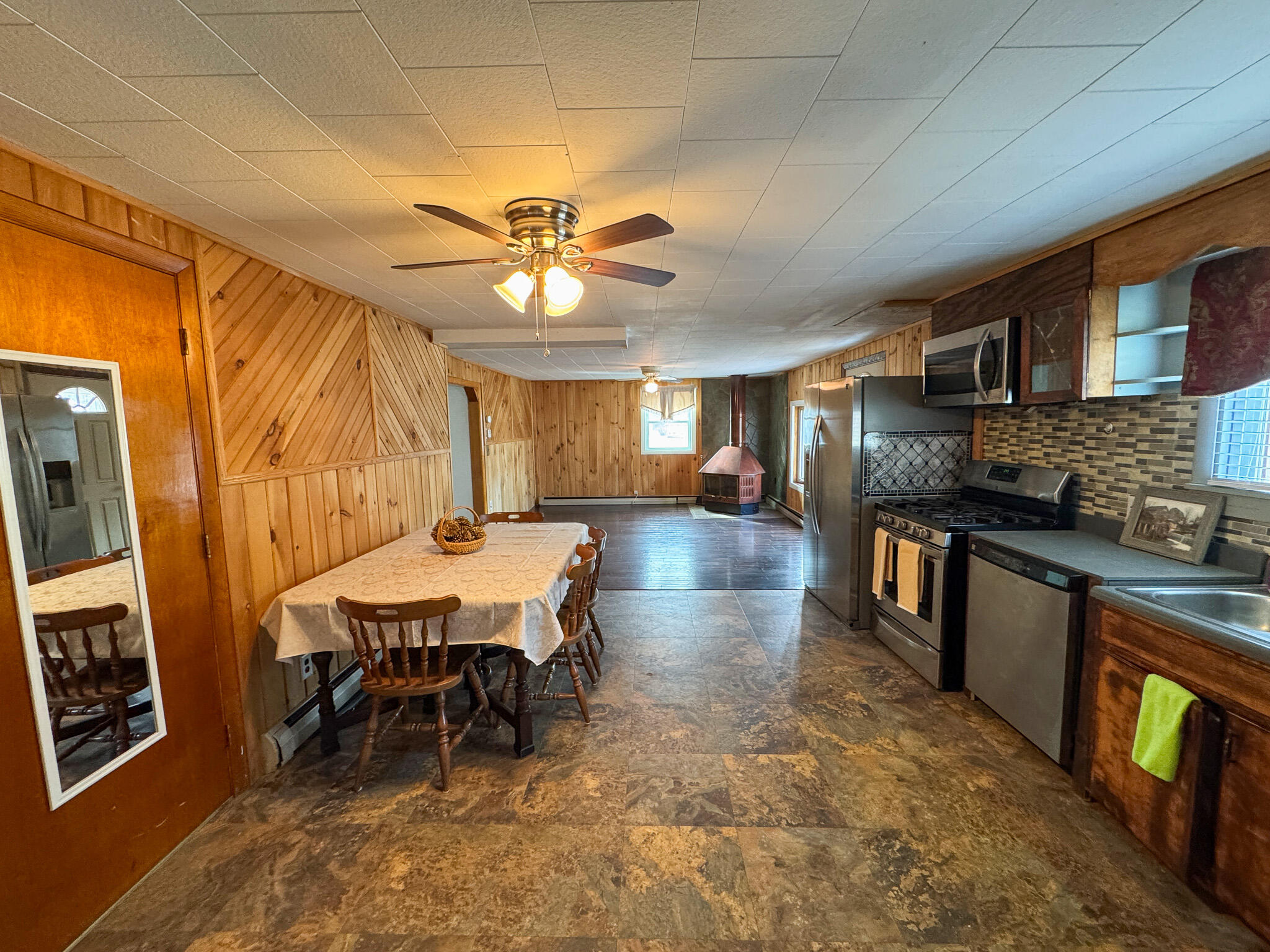 255 Bates Street Millinocket, ME 04462 - Photo 15 of 29 11