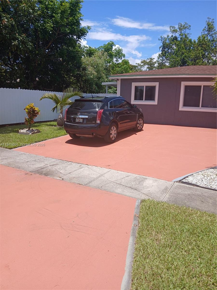 6471 Southwest 27th Street Miramar, FL 33023 - Photo 4 of 24