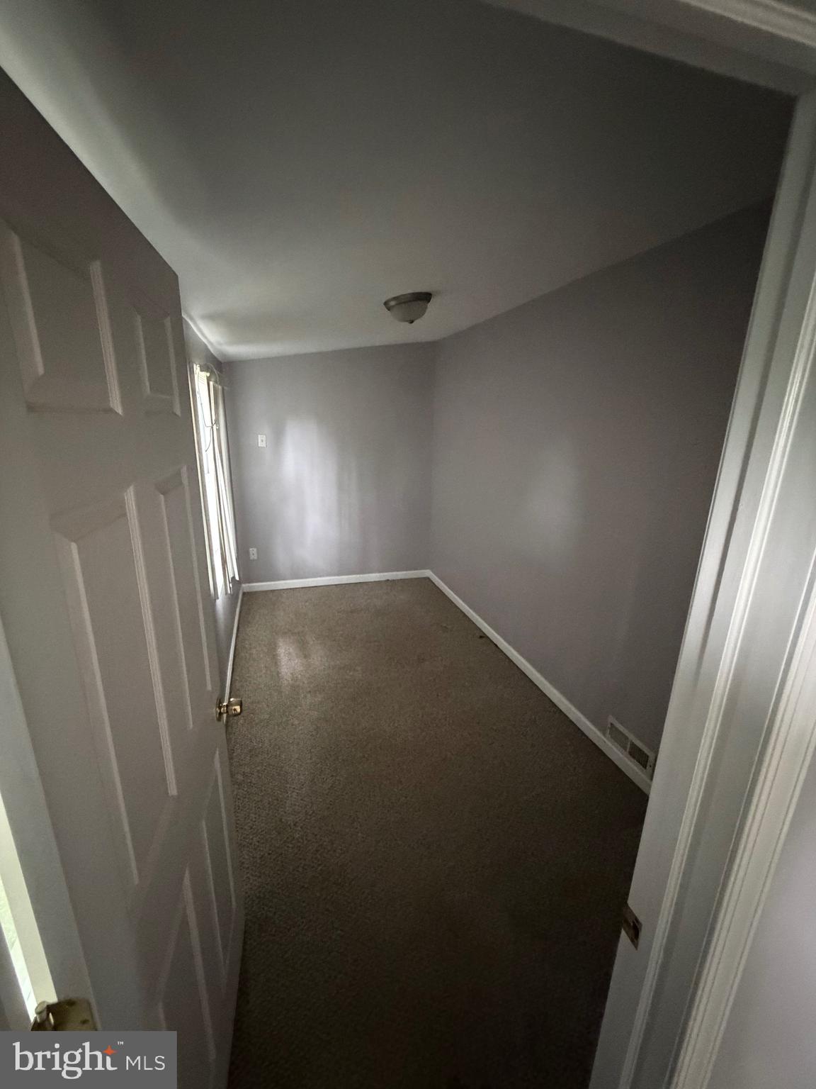 1039 Clayton Road Williamstown, NJ 08094 - Photo 11 of 25