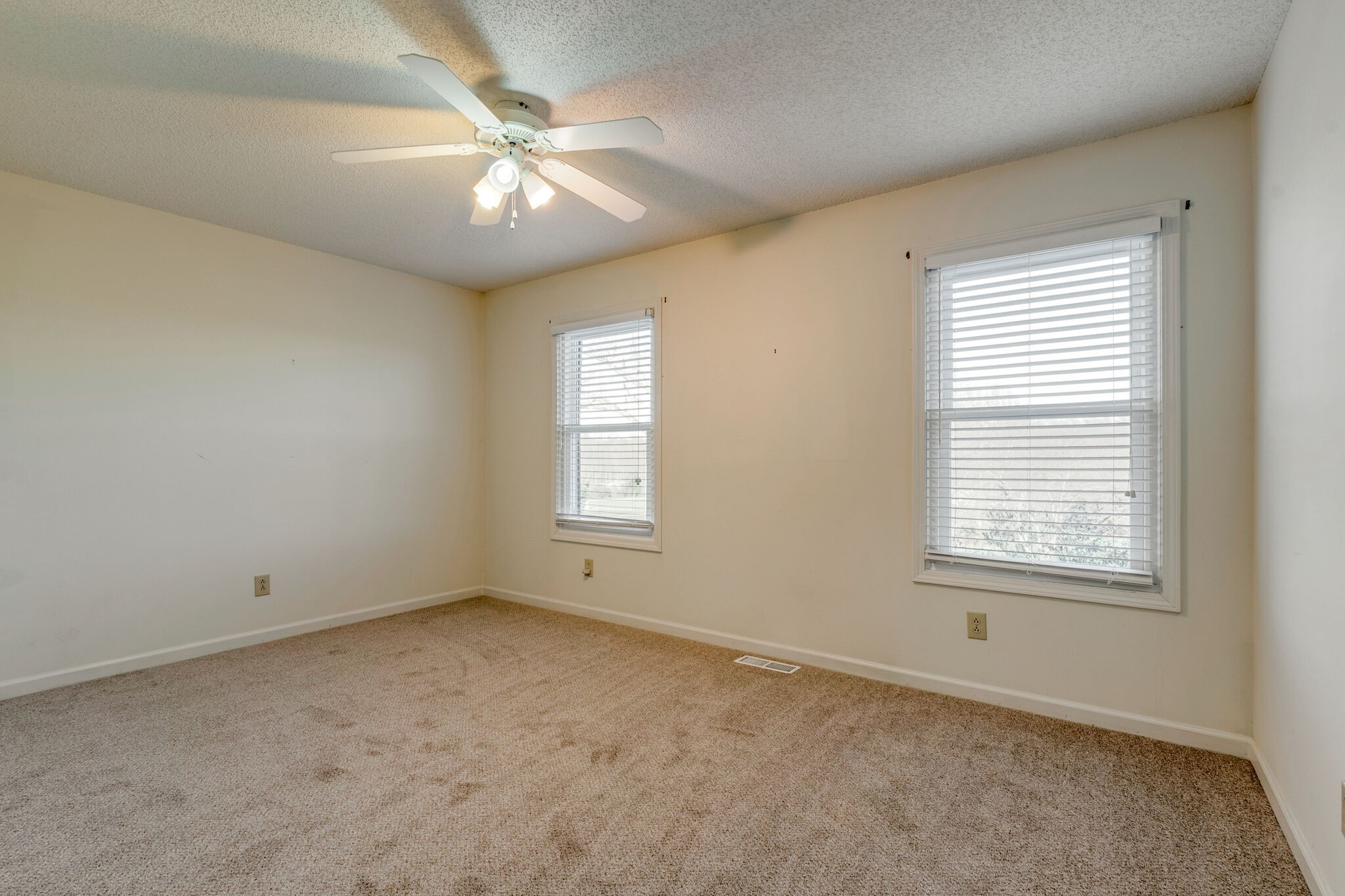 421 Ranch Road Portland, TN 37148 - Photo 21 of 38 a view of an empty room with a window