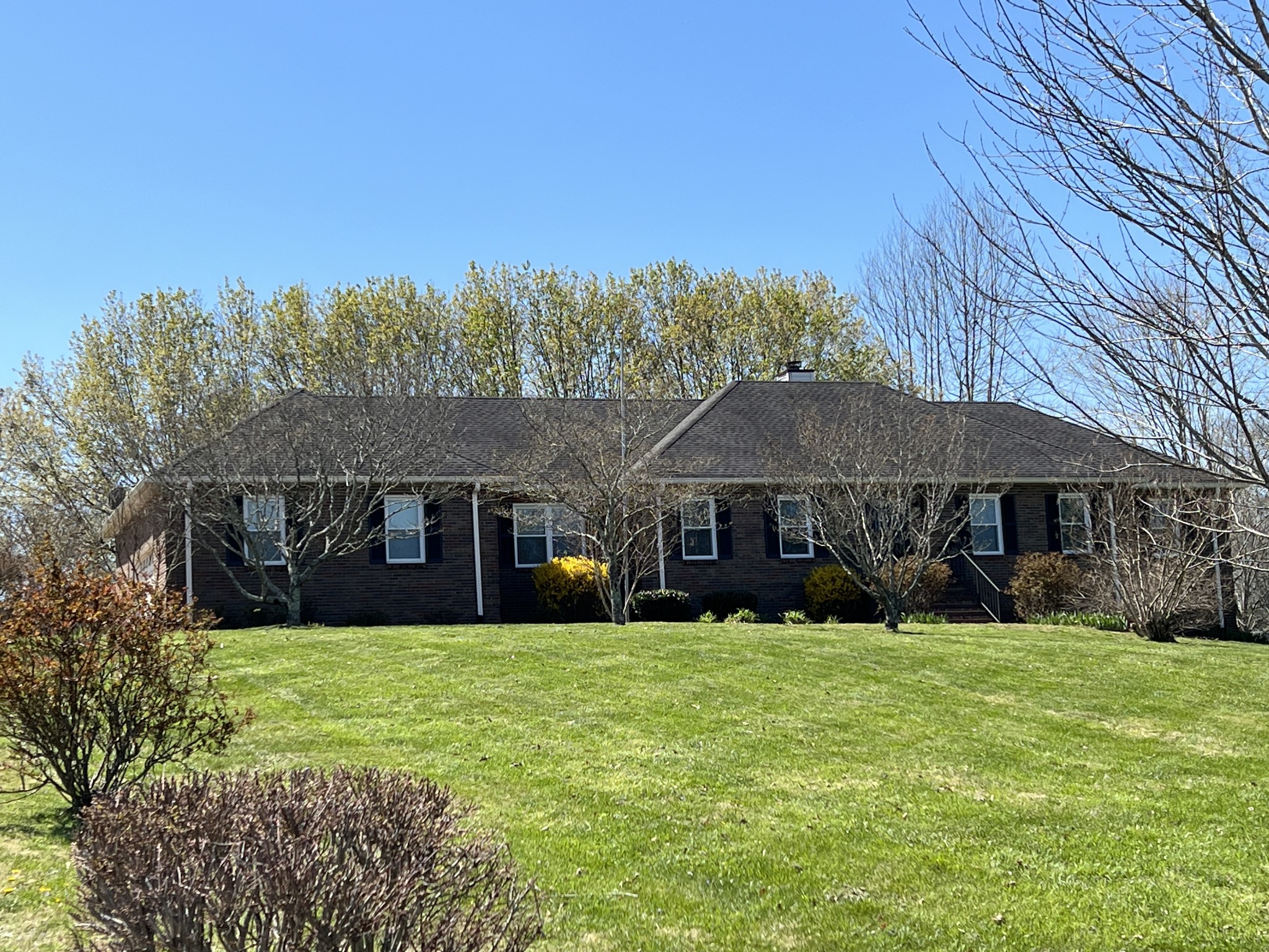 421 Ranch Road Portland, TN 37148 - Photo 29 of 38 a view of a house with a yard