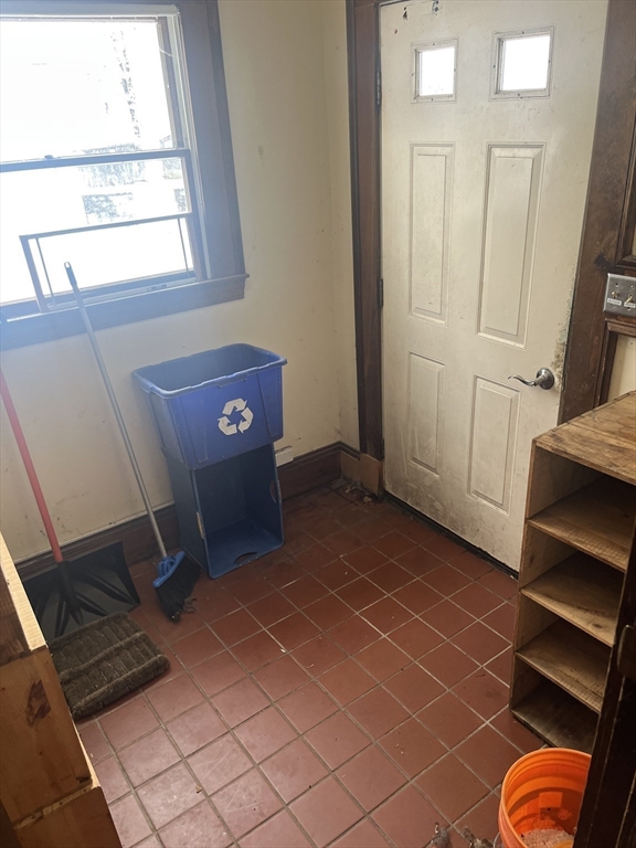 40 Summit Street Rockland, MA 02370 - Photo 5 of 27