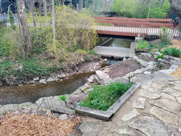 $425,000 | 12130 South Nagle Avenue, Palos Heights, IL 60463