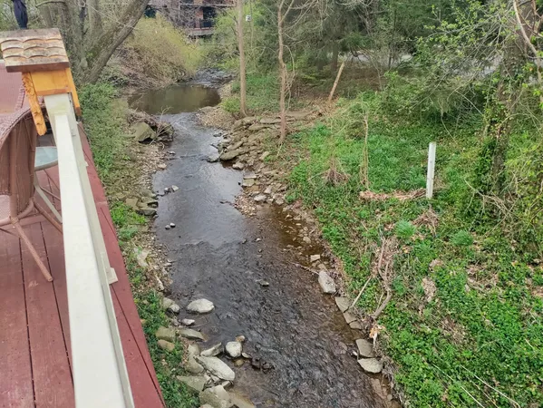 $425,000 | 12130 South Nagle Avenue, Palos Heights, IL 60463