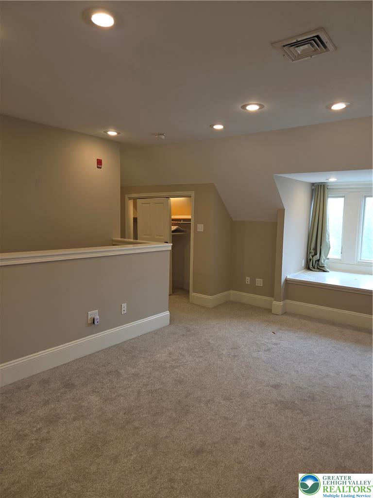 12 West 4th Street, Unit 4 Bethlehem, PA 18015 - Photo 17 of 29 a view of an empty room
