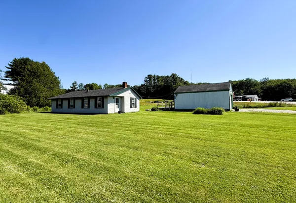$315,000 | 11 Depot Street, Waldoboro, ME 04572