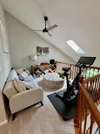 $2,600 | 1353 Ridgefield Circle, Unit 1353, Carol Stream, IL 60188