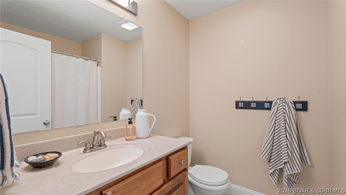 150 Kays Point Road Lake Ozark, MO 65049 - Photo 21 of 92 Bathroom
