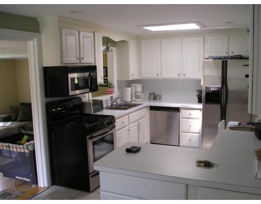 18 Old Farm Road Sharon, MA 02067 - Photo 3 of 7 Gallery Image 3