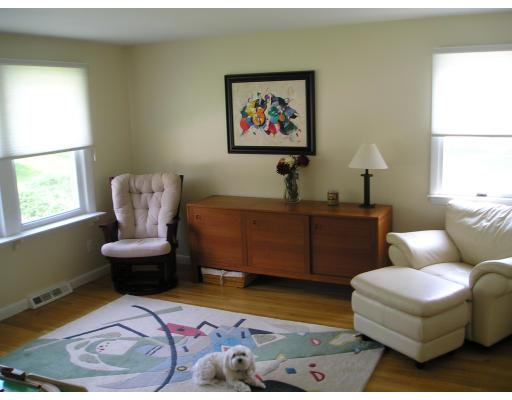 18 Old Farm Road Sharon, MA 02067 - Photo 4 of 7 Gallery Image 4