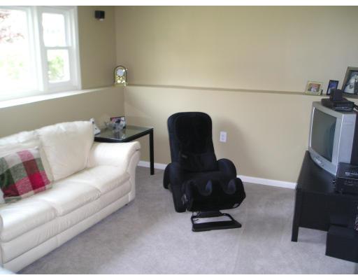 18 Old Farm Road Sharon, MA 02067 - Photo 6 of 7 Gallery Image 6