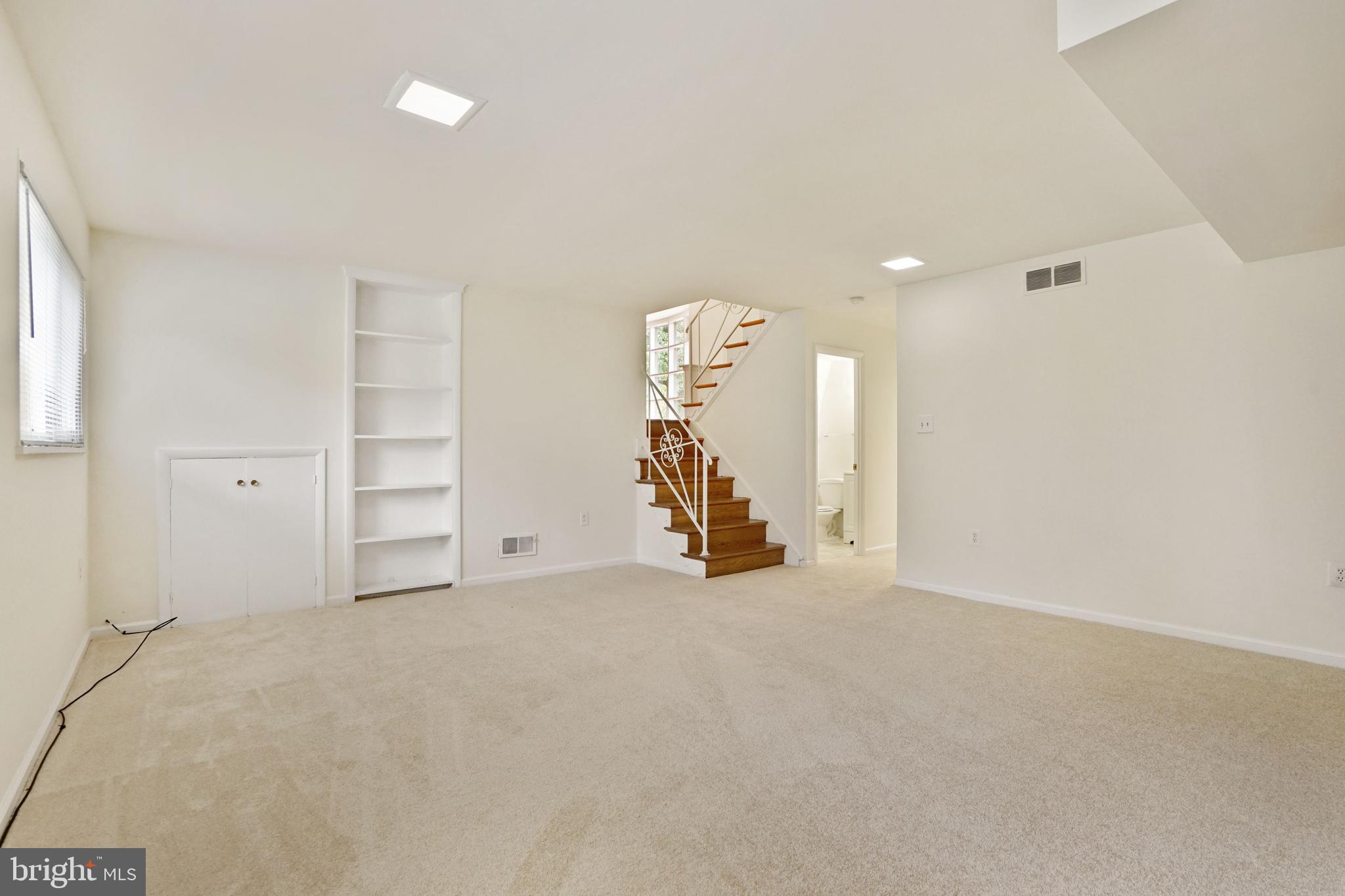 2911 Farm Road Alexandria, VA 22302 - Photo 24 of 35