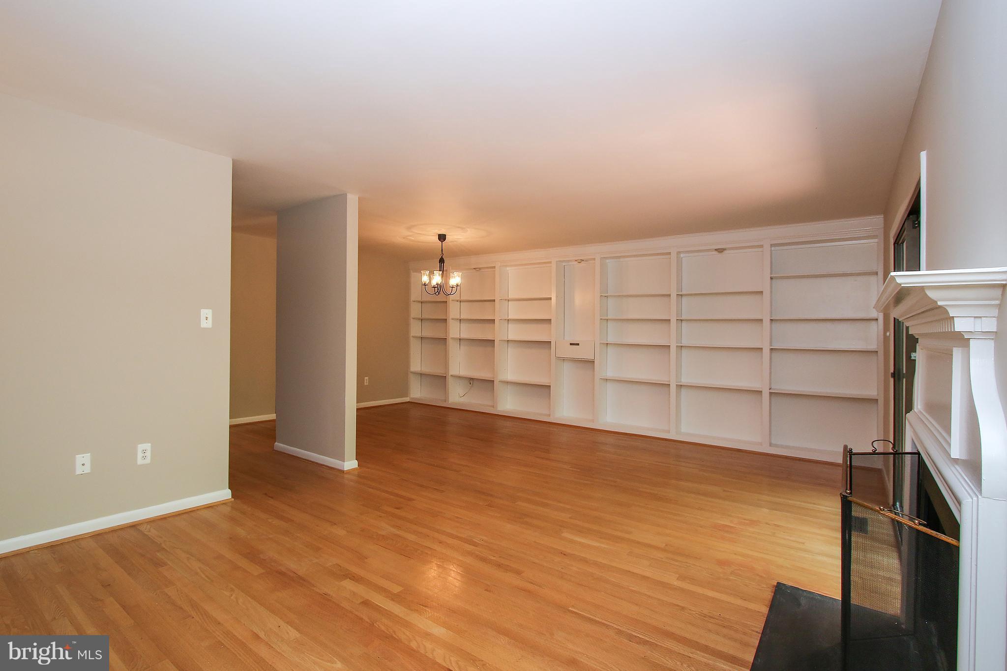 2033 Wethersfield Court Reston, VA 20191 - Photo 15 of 30 Interior (General)
