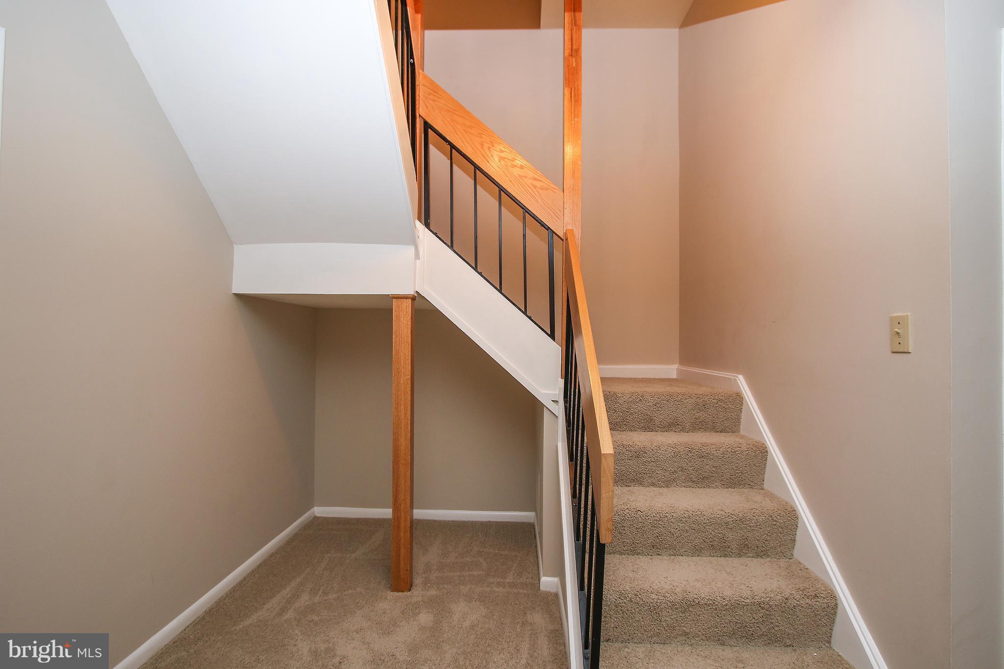 2033 Wethersfield Court Reston, VA 20191 - Photo 22 of 30 Interior (General)