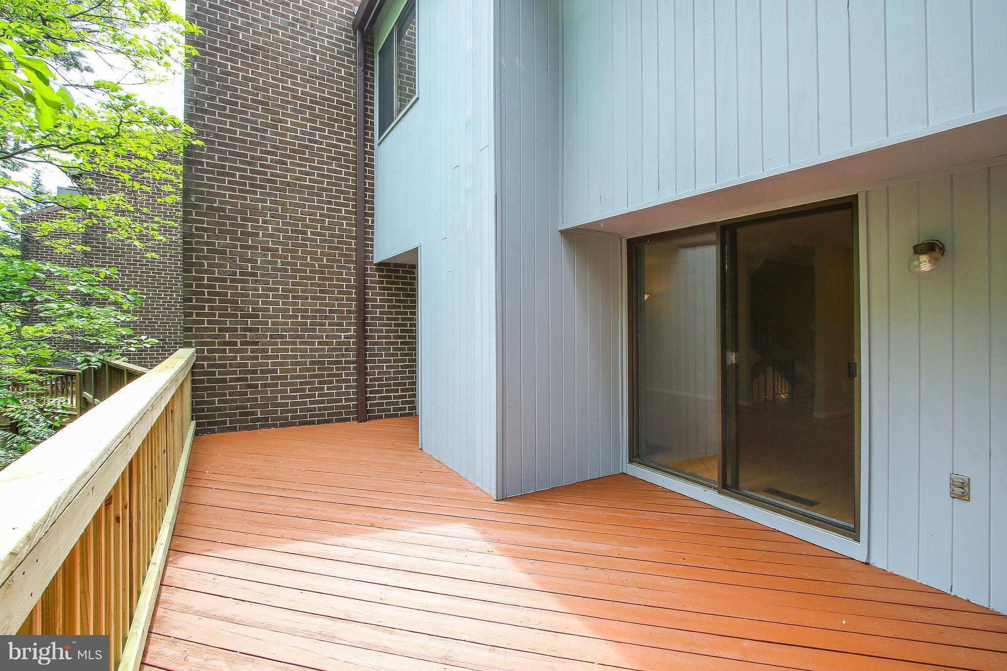 2033 Wethersfield Court Reston, VA 20191 - Photo 26 of 30 Expansive Rear Deck