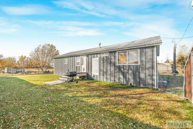 $1,400,000 | 451 Highway 39, Blackfoot, ID 83221