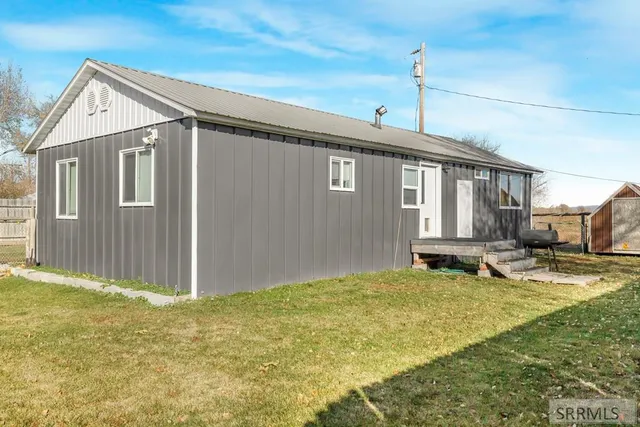 $1,400,000 | 451 Highway 39, Blackfoot, ID 83221