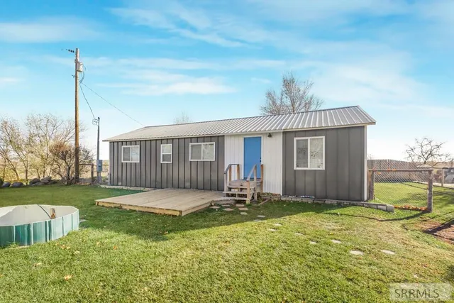 $1,400,000 | 451 Highway 39, Blackfoot, ID 83221