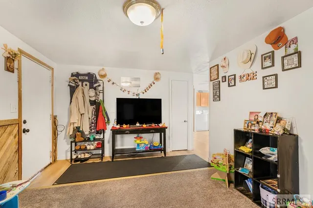 $1,400,000 | 451 Highway 39, Blackfoot, ID 83221