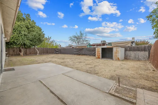 $350,000 | 91 West Richert Avenue, Clovis, CA 93612