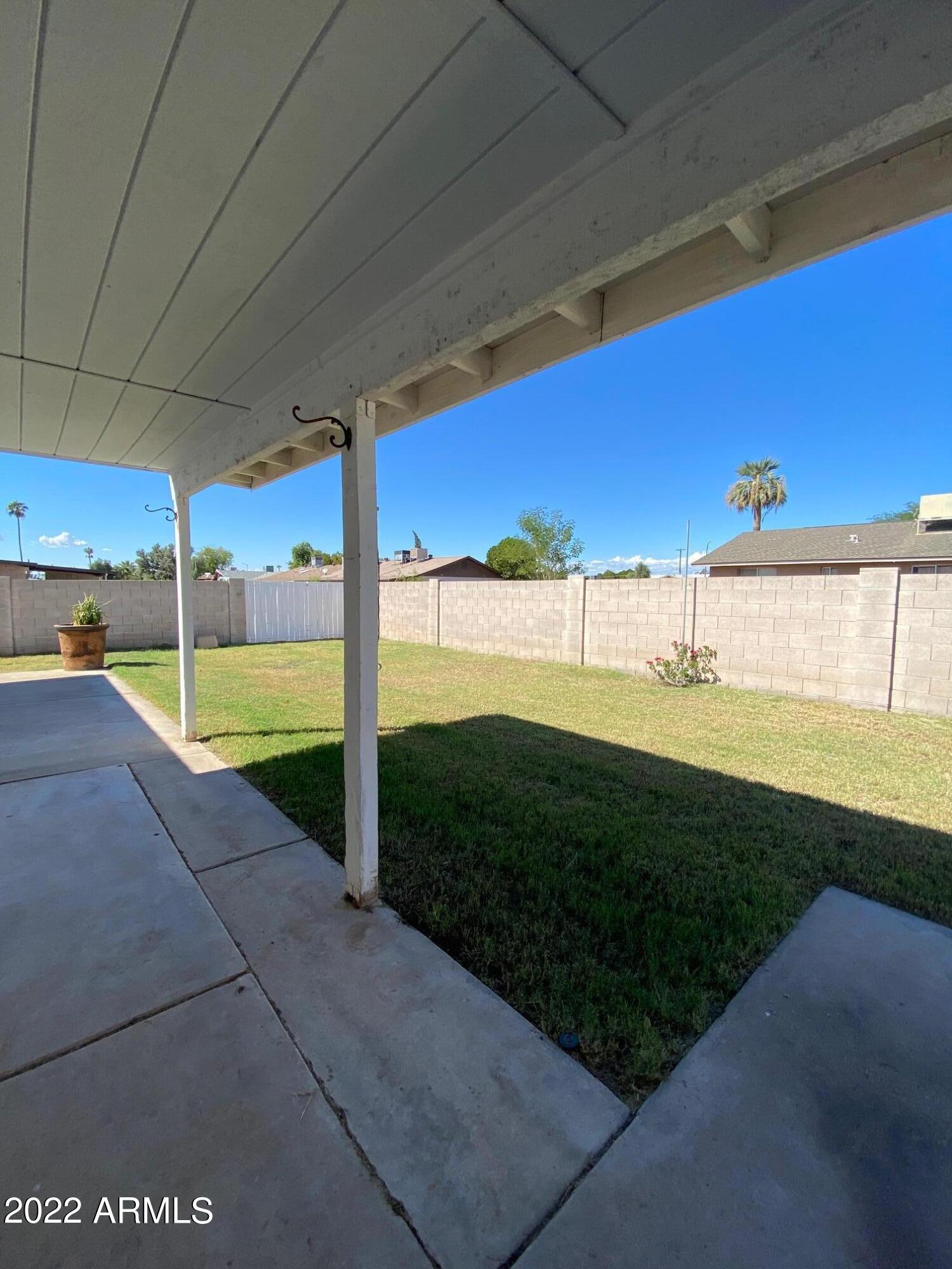 3244 West Yucca Street Phoenix, AZ 85029 - Photo 20 of 21 a view of a garden