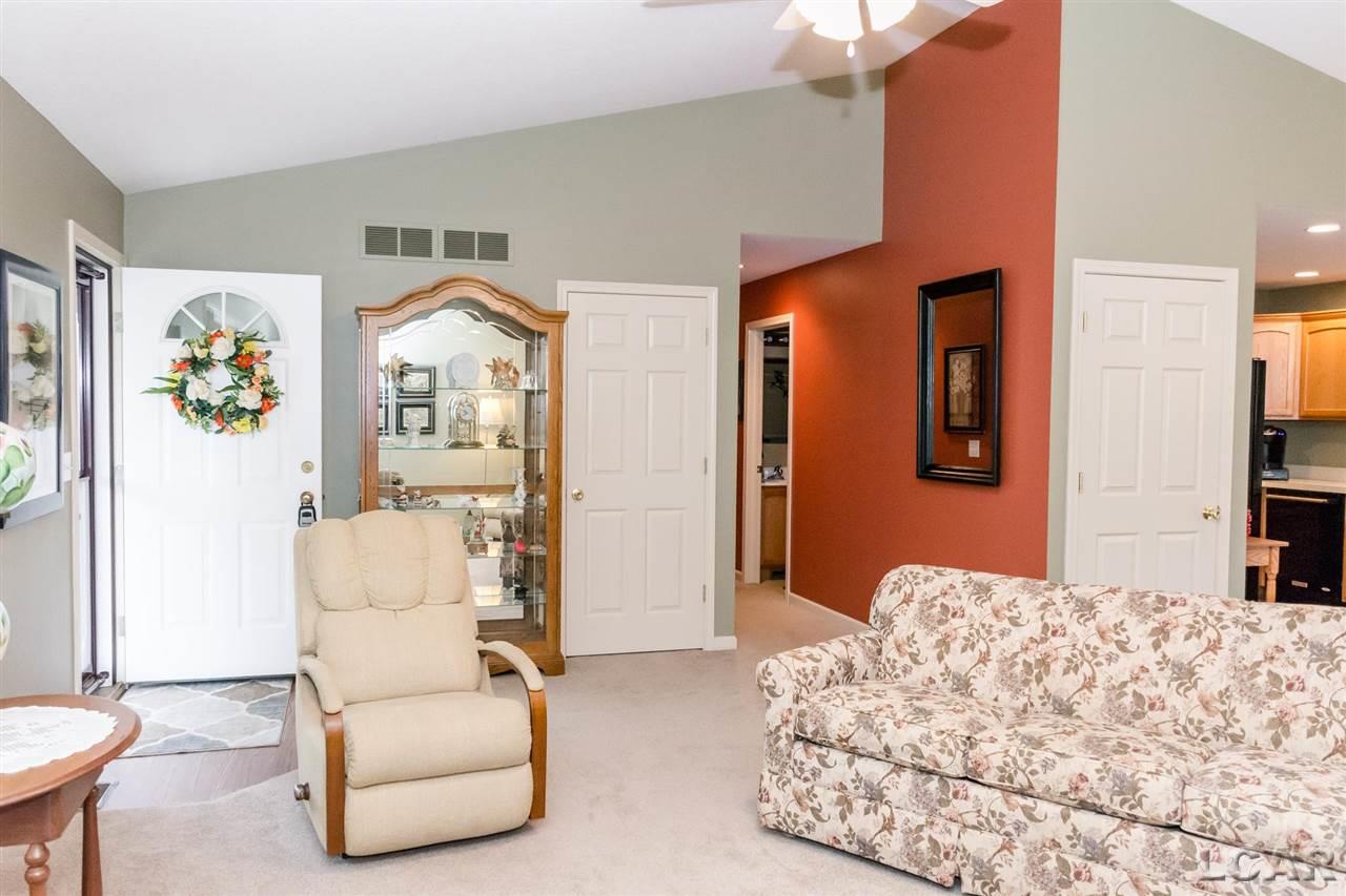 190 Joy Road Adrian, MI 49221 - Photo 19 of 46 50045814-34.JPG