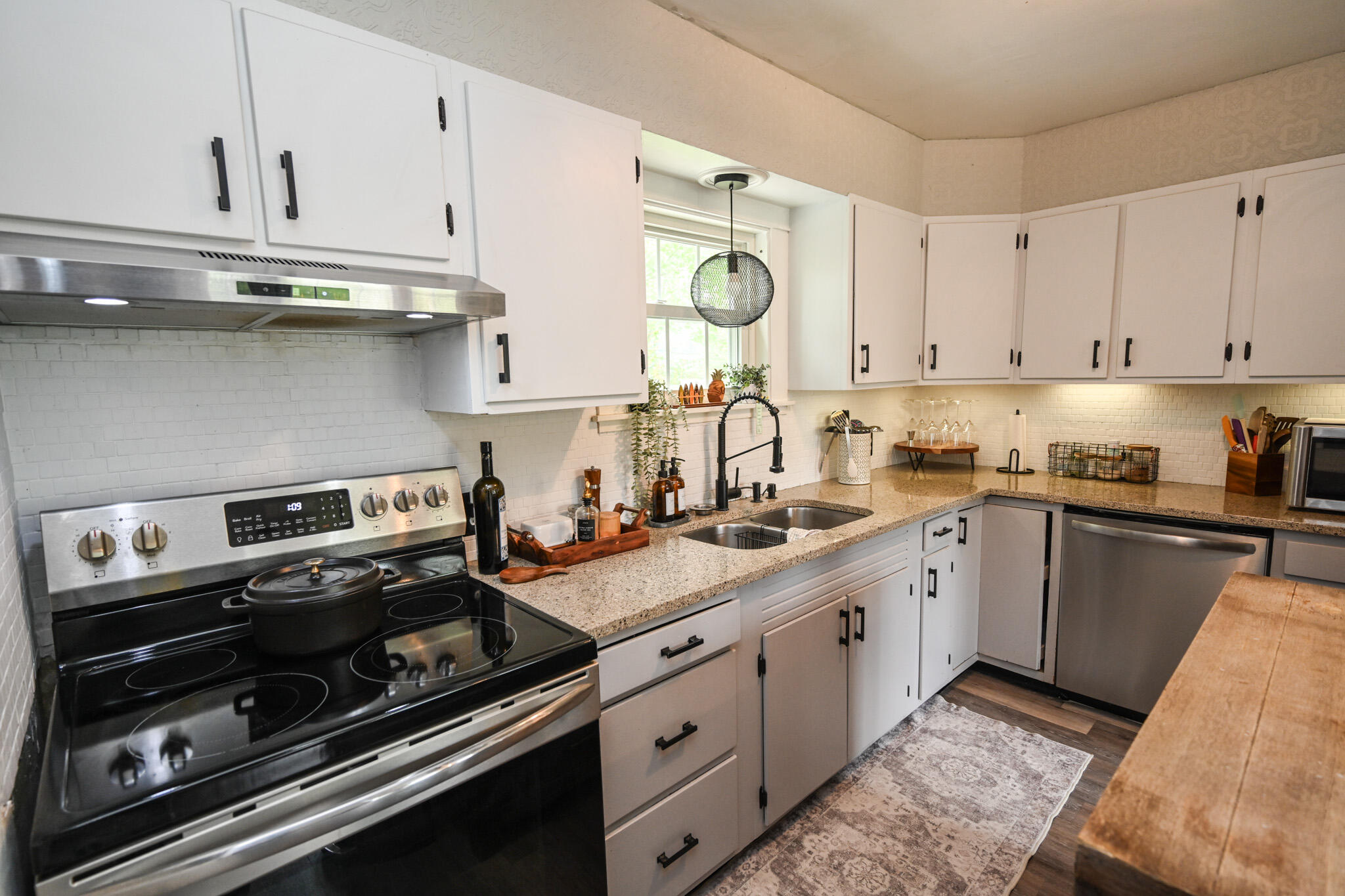 4 Harrison Avenue Orrington, ME 04474 - Photo 10 of 29 Kitchen