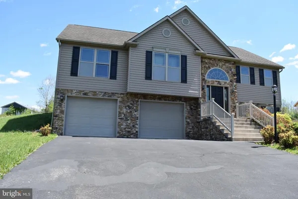 $349,000 | 10912 Deerwood Drive, Mercersburg, PA 17236