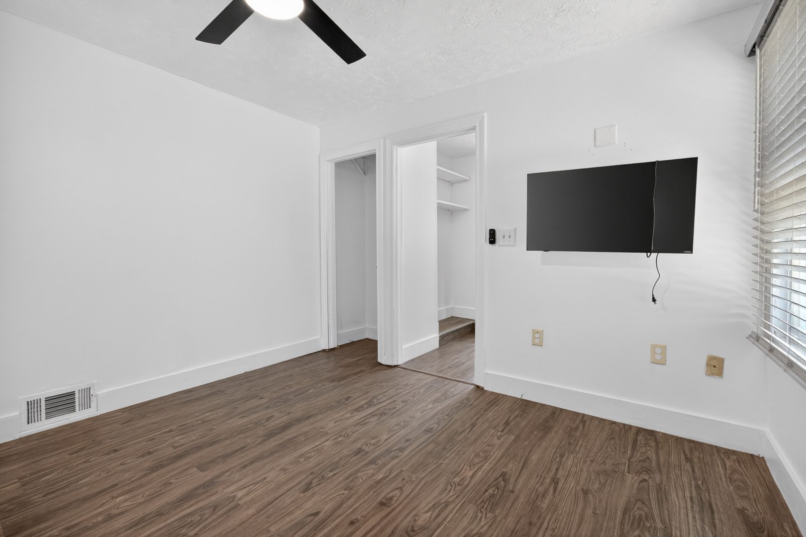 1411 Dillon Drive Normal, IL 61761 - Photo 18 of 35