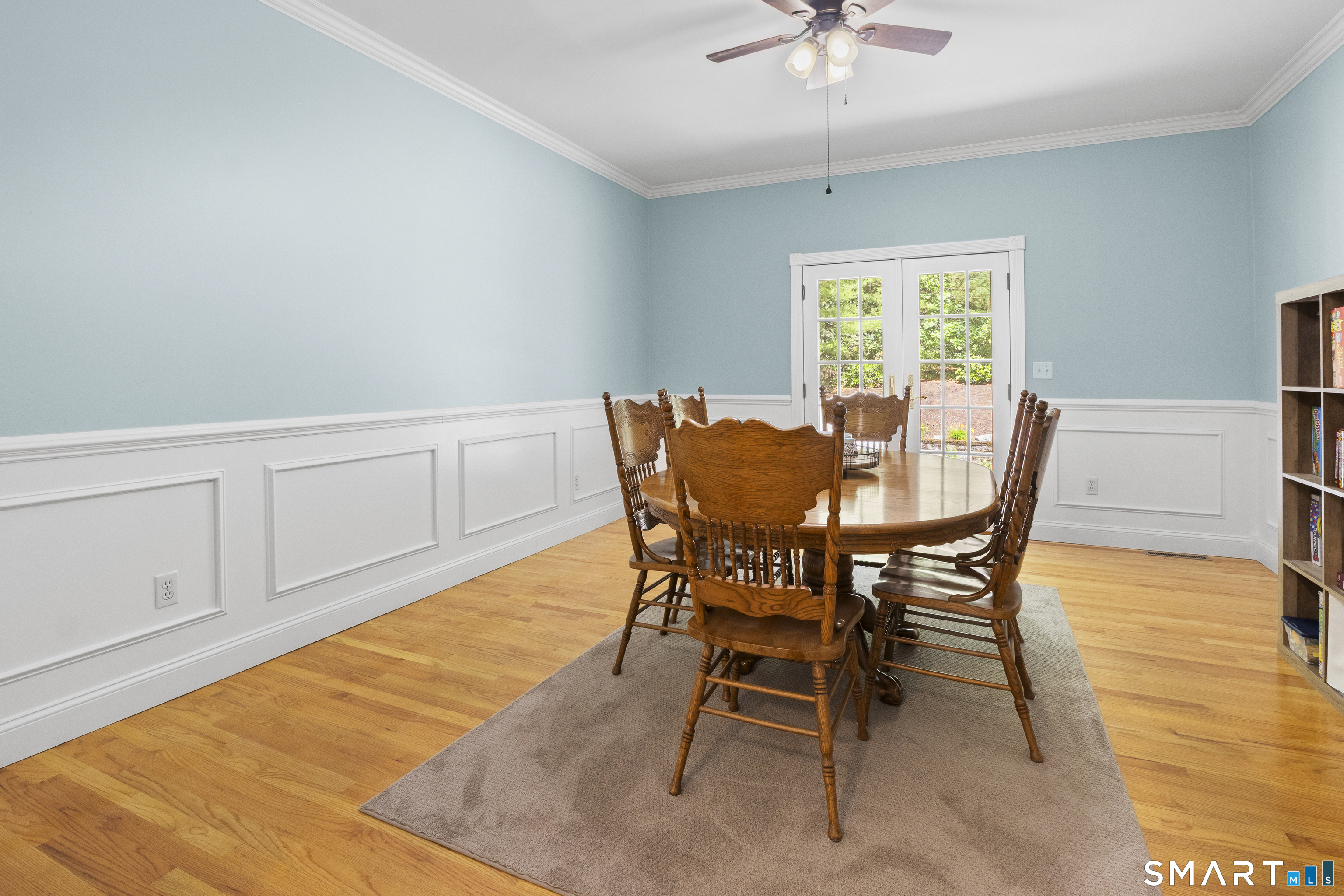 175 Cranberry Bog Road Killingly, CT 06239 - Photo 13 of 40 a view of a dining room with furniture